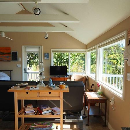 Idyllic Waterfront Cottage With Beach And Sunset Views Port Townsend Luaran gambar